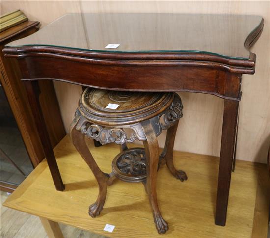 A George III serpentine mahogany card table W.89cm